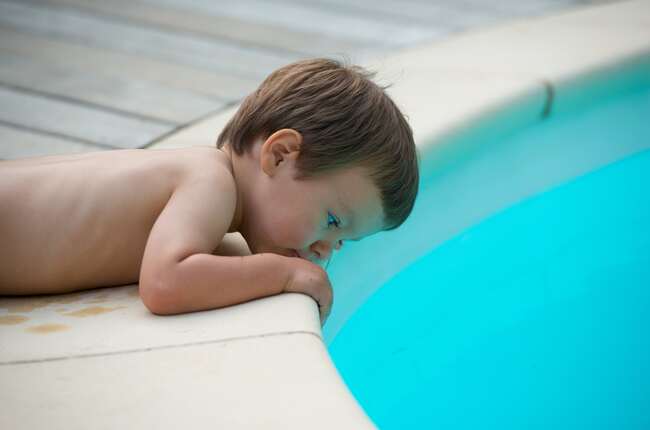 danger piscine enfant