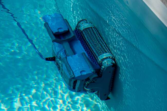 robot piscine autonome filaire