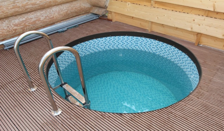 dimension mini piscine